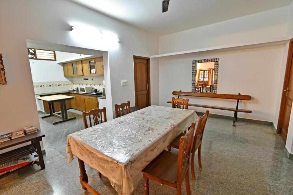 Villa Close To Rock Beach-Family Room Pondicherry Exteriör bild