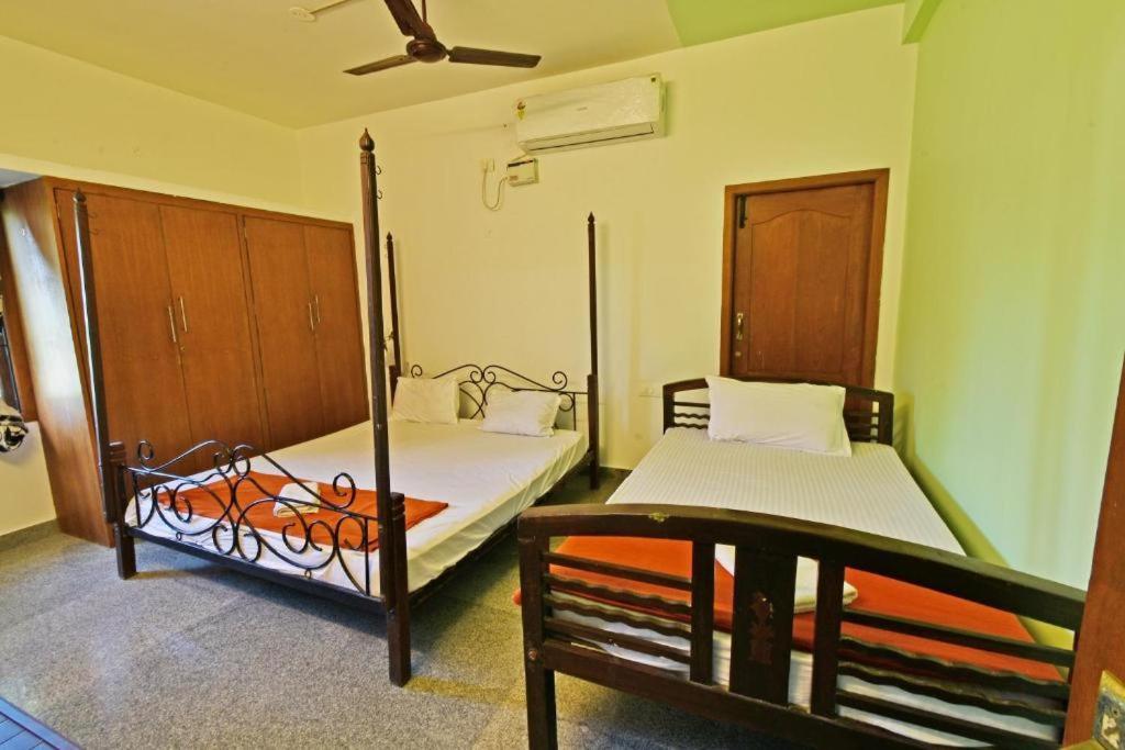 Villa Close To Rock Beach-Family Room Pondicherry Exteriör bild